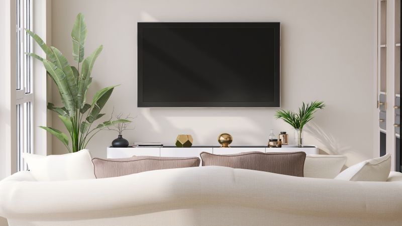 Television Hanging Service in Overland Park, KS