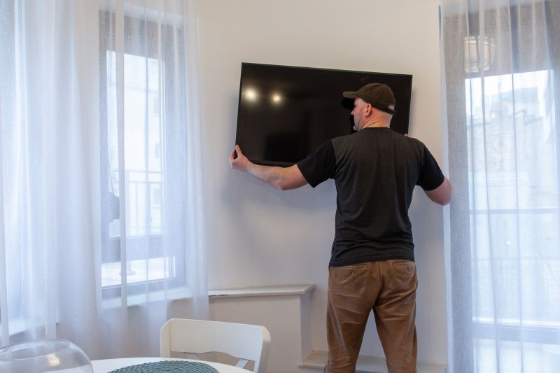Tv Hanging Service in Wilmington, NC